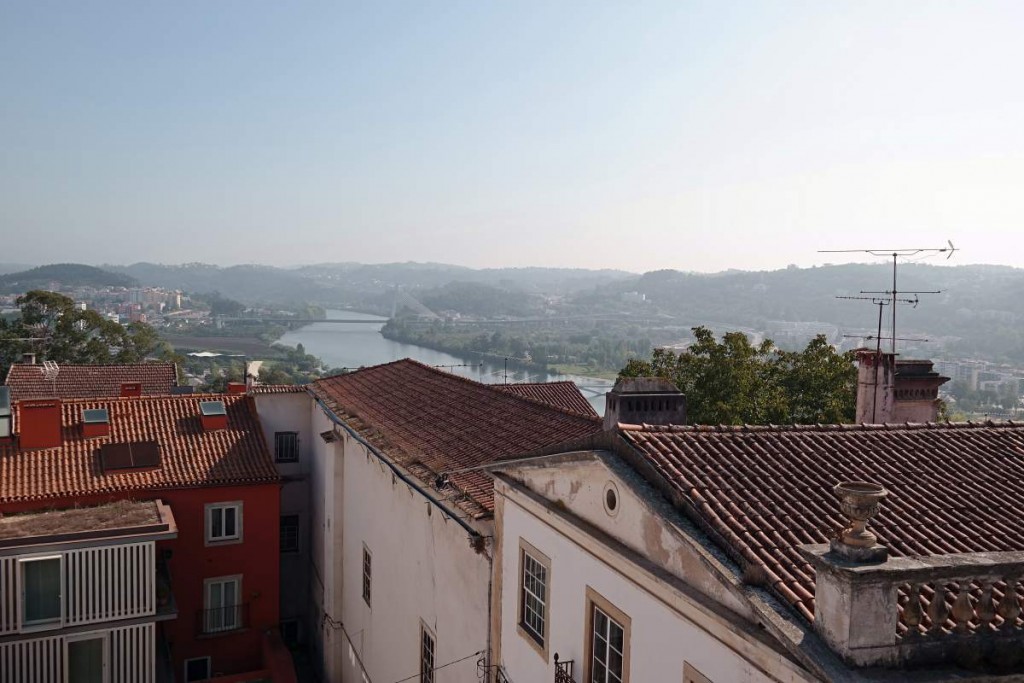 Sprung mit der Zeitmaschine Geschichten aus Coimbra, Portugal